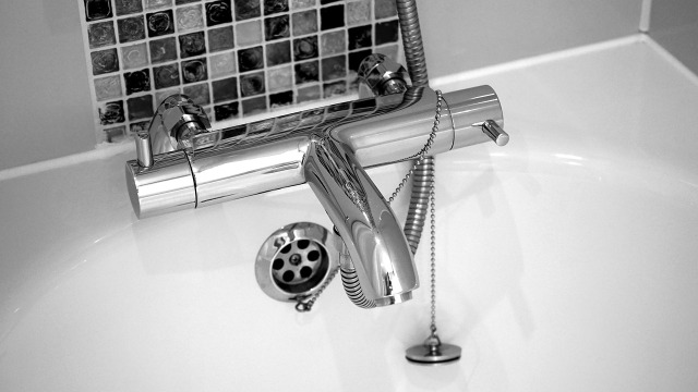 bathroom faucet pipe